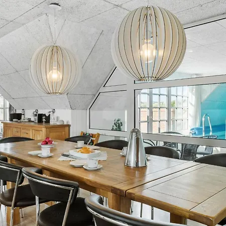 Gorgeous In With Private Swimming Pool, Be Inside Or Outside Feriehus *