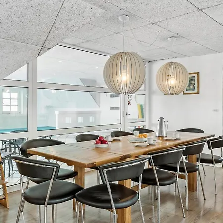 Gorgeous In With Private Swimming Pool, Be Inside Or Outside Feriehus