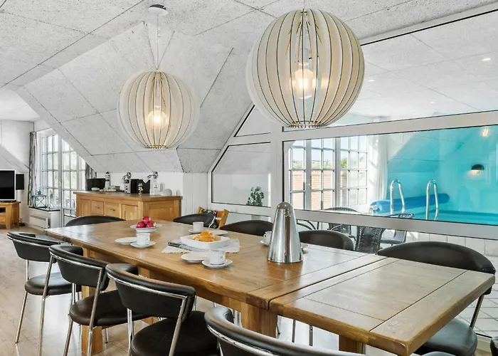 Awesome In With Sauna Сasa de vacaciones *